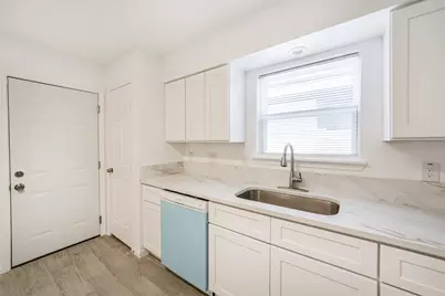 6207 Briar Glade Drive, Houston, TX 77072 - Photo 12