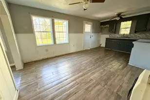 2308 32nd Ave N, Texas City, TX 77590 - Photo 6