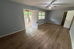 470 Trails End Dr, Cleveland, TX 77328 - Photo 2