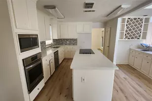 2127 Manor Green Dr, Houston, TX 77077 - Photo 24