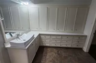 2127 Manor Green Dr, Houston, TX 77077 - Photo 18