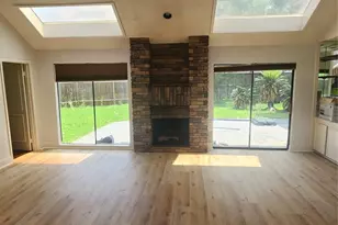 2127 Manor Green Dr, Houston, TX 77077 - Photo 12