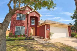 18910 Piney Bend Ct, Tomball, TX 77375 - Photo 1