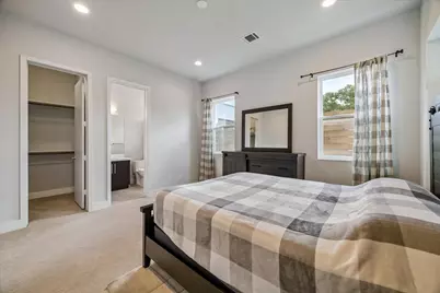 864 Wakefield Drive #E, Houston, TX 77018 - Photo 22