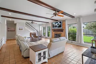 3902 Savell Dr, Baytown, TX 77521 - Photo 8