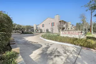 7350 Kirby Dr, Houston, TX 77030 - Photo 2