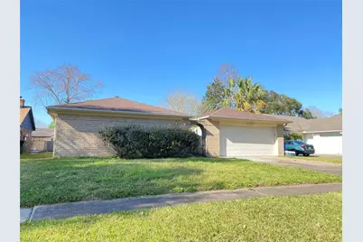 815 Ramada Drive, Houston, TX 77062 - Photo 1