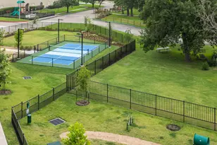 10800 Hammerly Blvd, Houston, TX 77043 - Photo 16