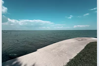 6 Pine Bluff Street, La Porte, TX 77571 - Photo 8