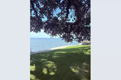 6 Pine Bluff Street, La Porte, TX 77571 - Photo 2