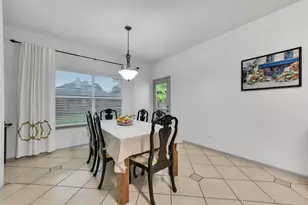 1056 Cabot Cove, Dickinson, TX 77539 - Photo 12