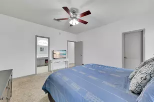 1056 Cabot Cove, Dickinson, TX 77539 - Photo 16