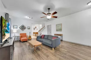 1056 Cabot Cove, Dickinson, TX 77539 - Photo 6