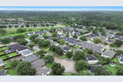 1056 Cabot Cove, Dickinson, TX 77539 - Photo 32