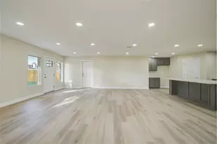 3416 Walnut Dr, Bay City, TX 77414 - Photo 8