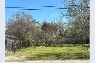 908 Chestnut Street, La Marque, TX 77568 - Photo 4