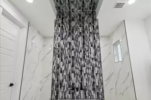 671 Rd 6609, Dayton, TX 77535 - Photo 18