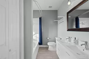 9605 Teichman Rd, Galveston, TX 77554 - Photo 18