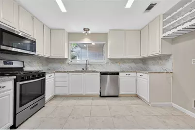 11202 Crooked Pine Drive, Cypress, TX 77429 - Photo 12