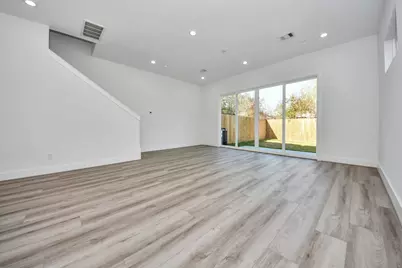 7012 Saint Augustine Street, Houston, TX 77021 - Photo 14