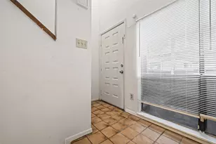 9435 Pagewood Ln, Houston, TX 77063 - Photo 4