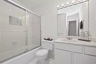 9435 Pagewood Ln, Houston, TX 77063 - Photo 34