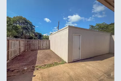 702 S Chappell Hill Street, Brenham, TX 77833 - Photo 18