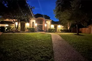 910 Cranberry Hill Ct, Houston, TX 77079 - Photo 1