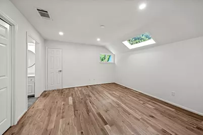 910 Cranberry Hill Court, Houston, TX 77079 - Photo 32