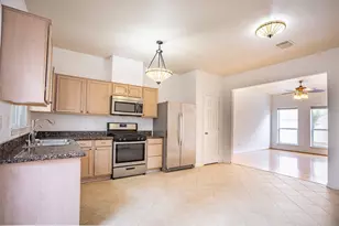 2220 Naomi St, Houston, TX 77054 - Photo 8