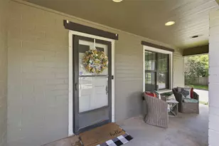 511 W Val Verde St, Brenham, TX 77833 - Photo 28