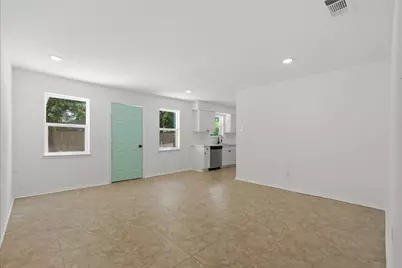 9930 Valley Lake Drive, Houston, TX 77078 - Photo 4