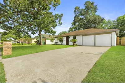 9930 Valley Lake Drive, Houston, TX 77078 - Photo 2