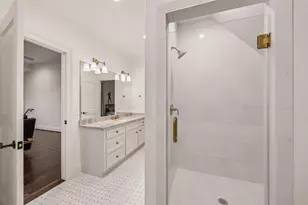 6230 Doliver Dr, Houston, TX 77057 - Photo 32