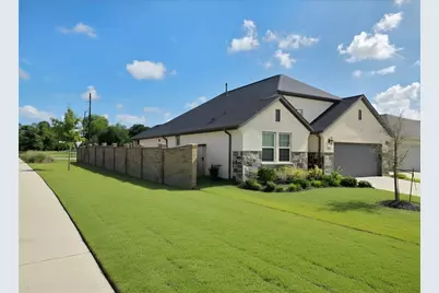 1903 Hickory Grove Lane, Tomball, TX 77375 - Photo 2