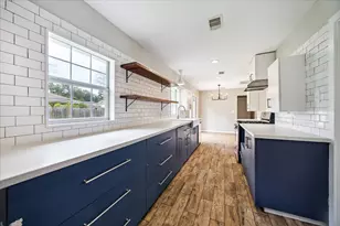 5042 Viking Dr, Houston, TX 77092 - Photo 6