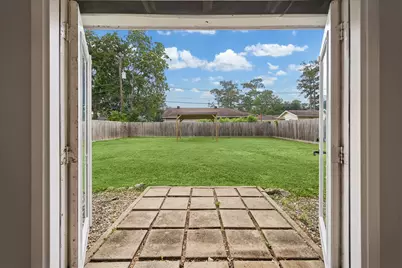 5042 Viking Drive, Houston, TX 77092 - Photo 14