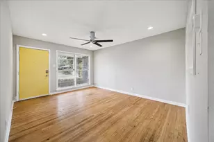 5042 Viking Dr, Houston, TX 77092 - Photo 2