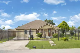 8004 Mendez St, Houston, TX 77029 - Photo 1