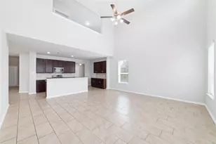 2707 Golden Hills Ct, Fresno, TX 77545 - Photo 6