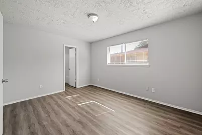 6450 Bazel Brook Drive, Houston, TX 77489 - Photo 8