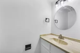 14703 Barryknoll Ln, Houston, TX 77079 - Photo 12