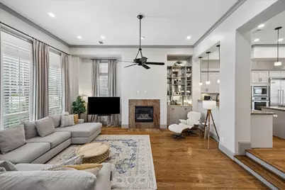 2105 Argonne Street, Houston, TX 77019 - Photo 6