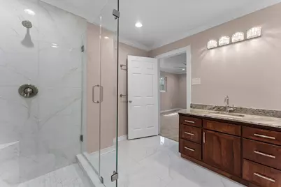 420 E Lake Drive, Livingston, TX 77351 - Photo 24