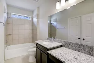 3144 Founders Rock Dr, Houston, TX 77063 - Photo 18