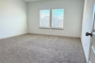 10610 Great Basin Dr, Rosharon, TX 77583 - Photo 4