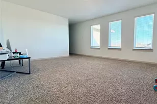 10610 Great Basin Dr, Rosharon, TX 77583 - Photo 8