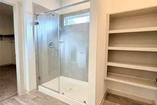 10610 Great Basin Dr, Rosharon, TX 77583 - Photo 6