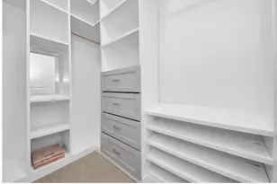 300 St Joseph Pkwy, Houston, TX 77002 - Photo 6