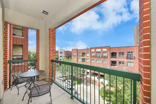 300 St Joseph Pkwy, Houston, TX 77002 - Photo 2